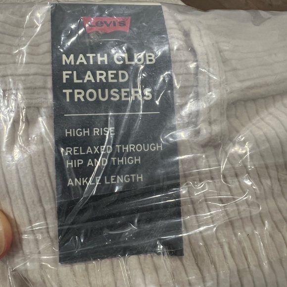 Levi's Math Club Cropped Flare Corduroy Pants - Picture 7 of 7